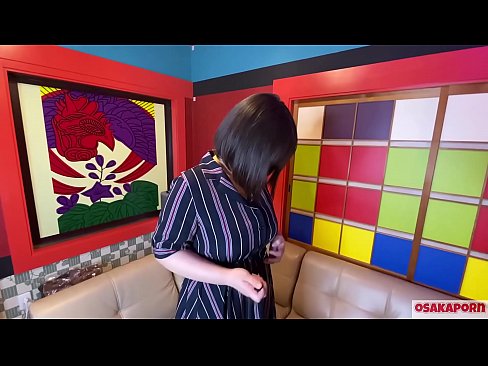 ❤️ جاپاني پياري وڏي سيني سان گڏ جنسي رانديڪن سان مشت زني ڪري ٿي ۽ هڪ orgasm آهي. هوءَ هڪ انٽرويو ۾ پنهنجي ڀوائتي تجربي بابت ڳالهائي ٿي. وڏيون چوڙيون ۽ وارن واري بلت زور سان روئي رهي آهي. اوساڪاپورن ️❌ ☑